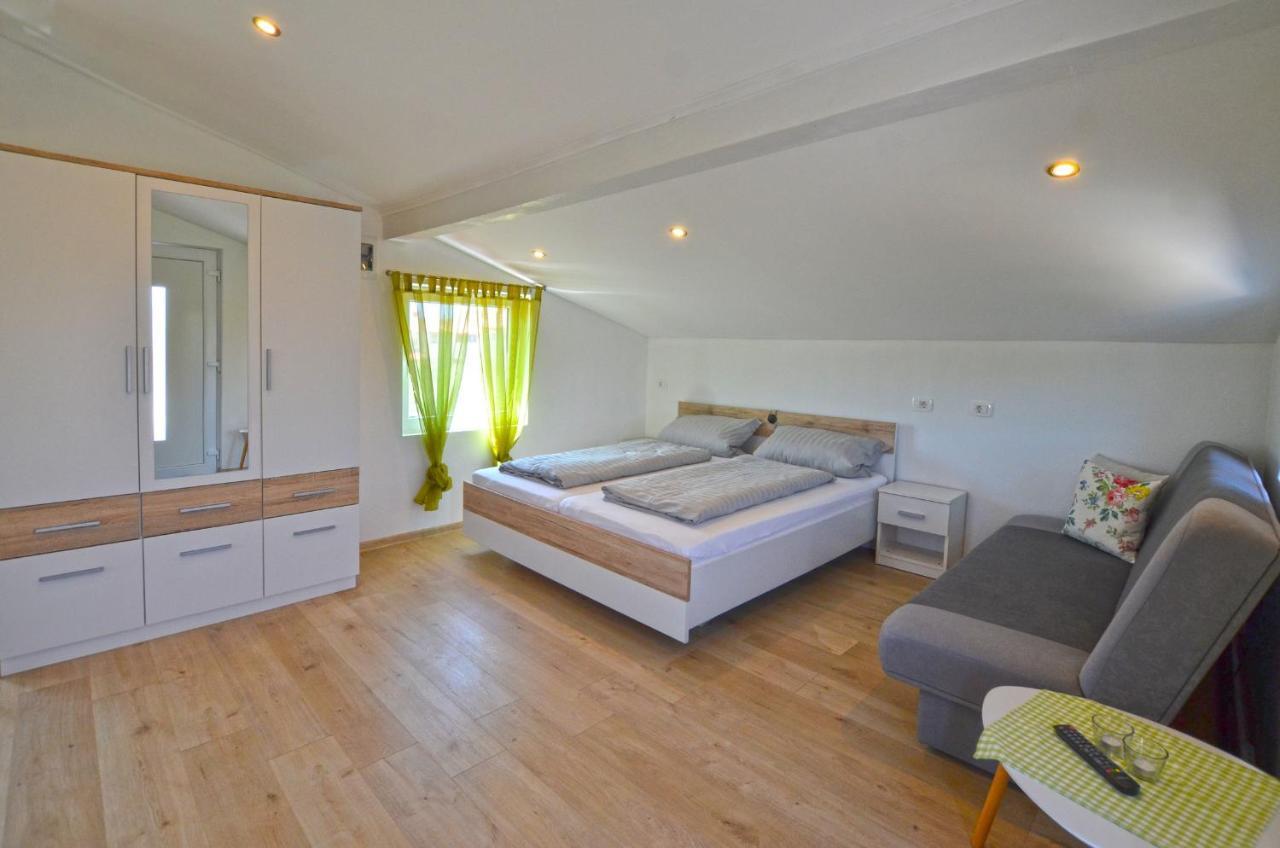 Bavica Apartments Rovinj Eksteriør billede